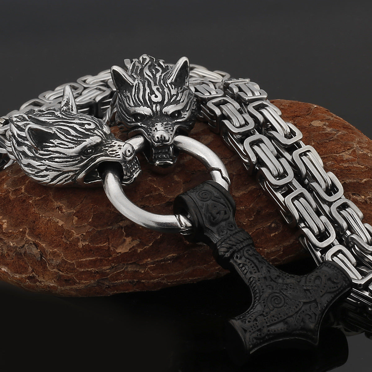 mjolnir necklace - MERGE.DAY.1.FREESTYLE