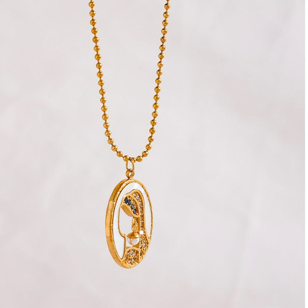 Girl with a pearl earring Pendant Necklace - MERGE.DAY.1.FREESTYLE