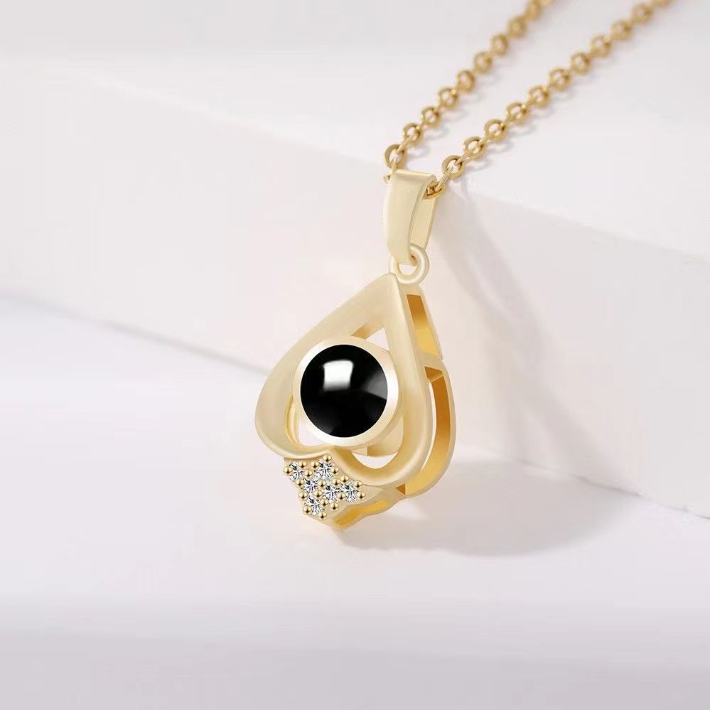 Simple clavicle projection necklace - MERGE.DAY.1.FREESTYLE