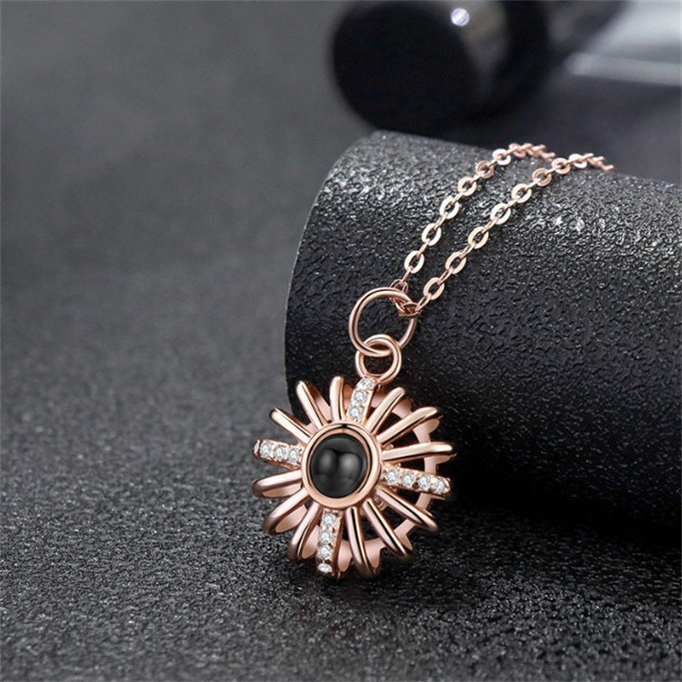 925 Silver Round Hollow Projection Necklace - MERGE.DAY.1.FREESTYLE