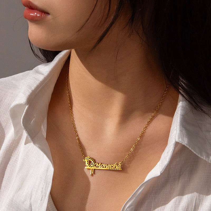 Diamond hollow peacock feather custom name necklace - MERGE.DAY.1.FREESTYLE