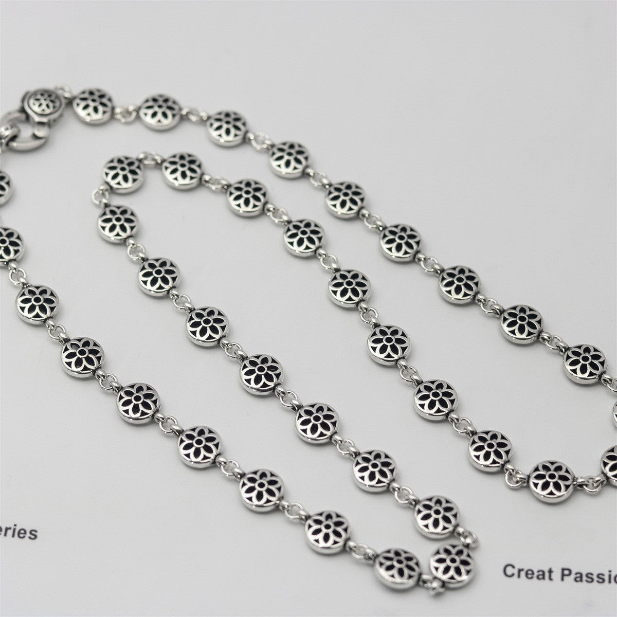good art cherry blossom necklace - MERGE.DAY.1.FREESTYLE