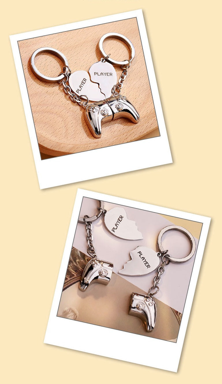 Heart engraved handle keychain Valentine's Day gift - MERGE.DAY.1.FREESTYLE
