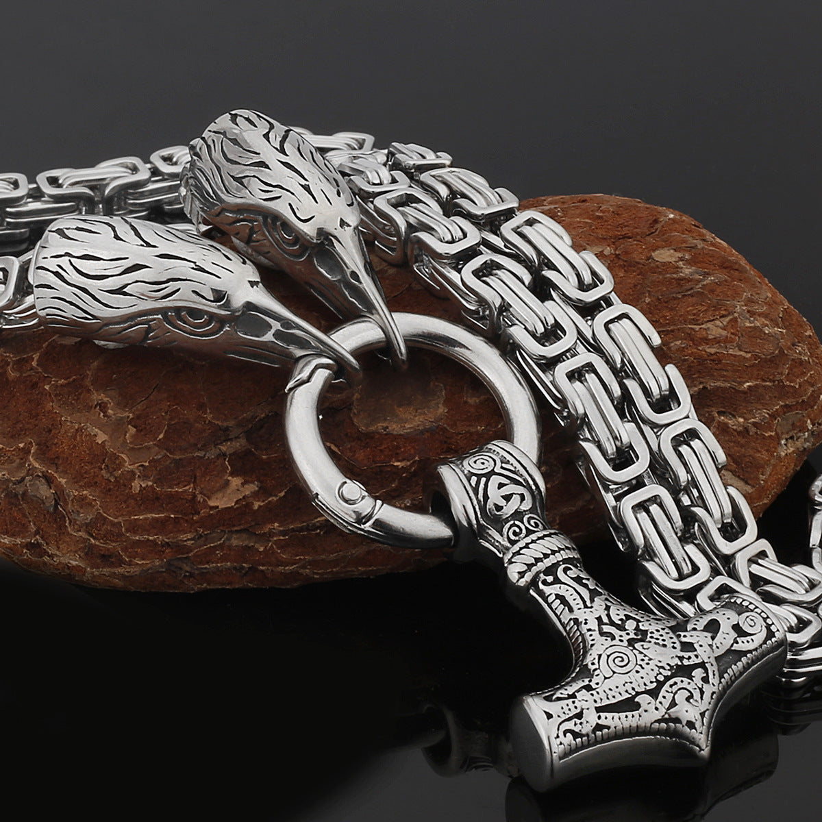 mjolnir necklace - MERGE.DAY.1.FREESTYLE