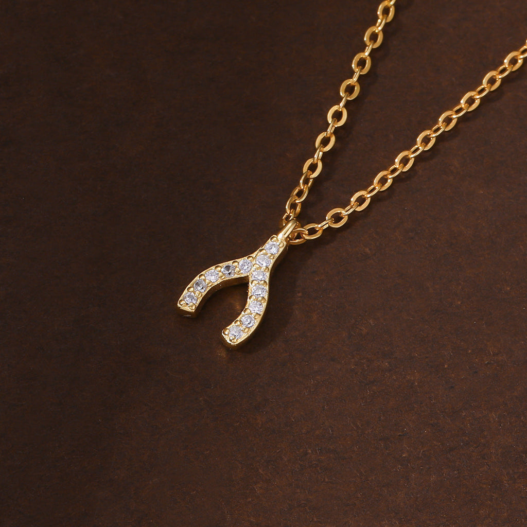 Diamond wishbone necklace - MERGE.DAY.1.FREESTYLE
