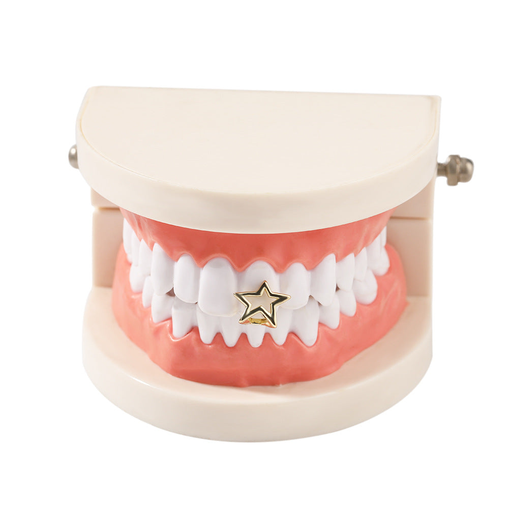 Hip-hop niche design hollow five-pointed star braces - MERGE.DAY.1.FREESTYLE