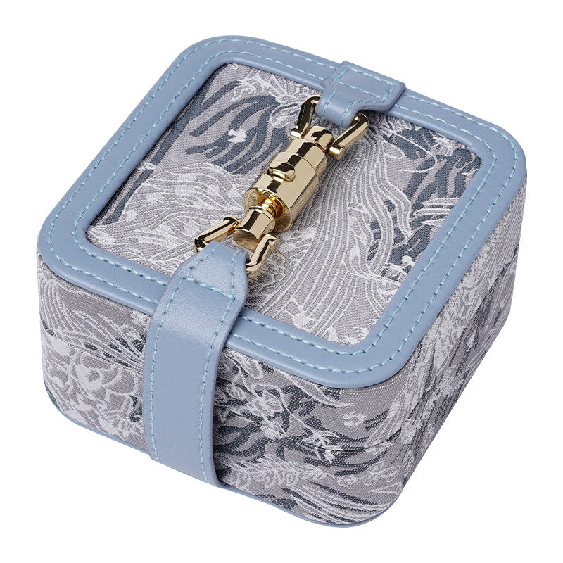 Retro embroidery portable jewelry box - MERGE.DAY.1.FREESTYLE