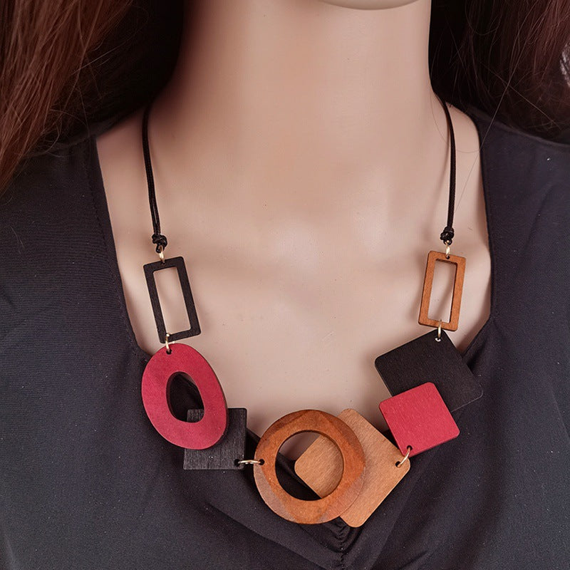 Retro geometric wooden bib necklace - MERGE.DAY.1.FREESTYLE