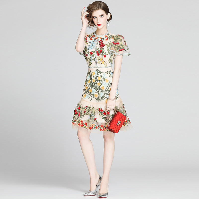 Short-sleeved mesh ruffle dress - MERGE.DAY.1.FREESTYLE