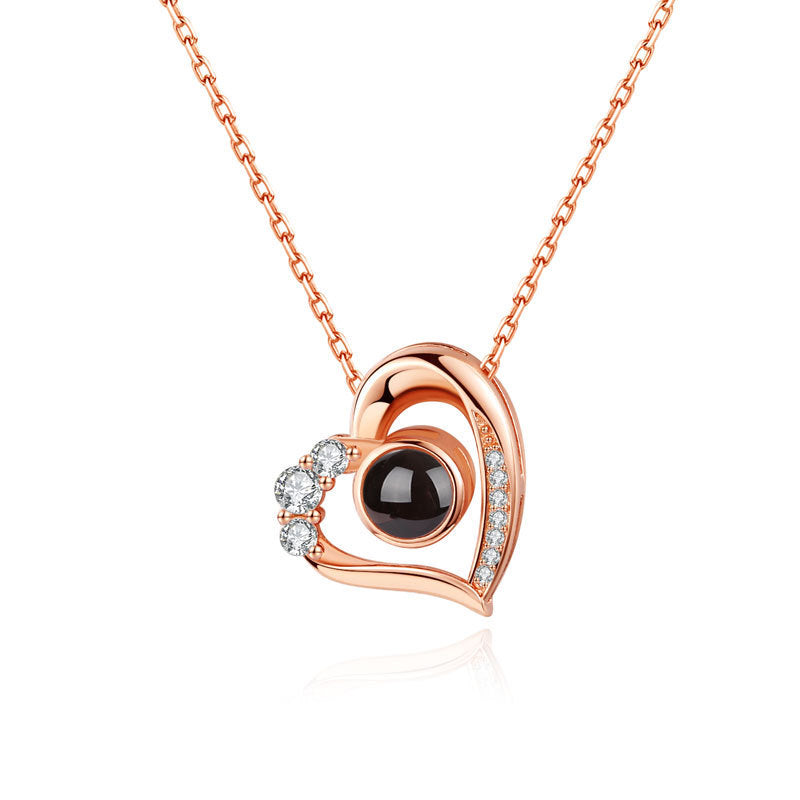 Heart Shaped Projection necklace - MERGE.DAY.1.FREESTYLE