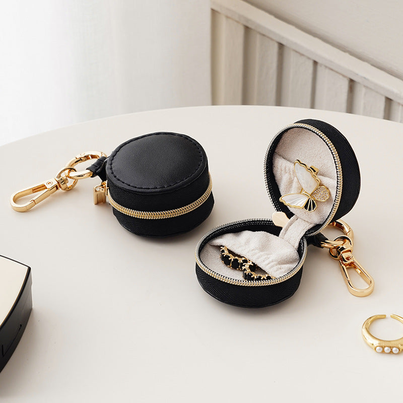 Mini pendant jewelry box for travel - MERGE.DAY.1.FREESTYLE