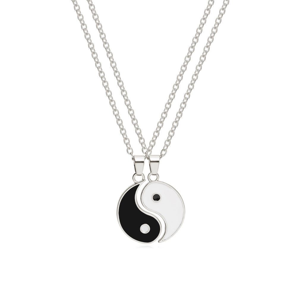 yin yang necklace - MERGE.DAY.1.FREESTYLE