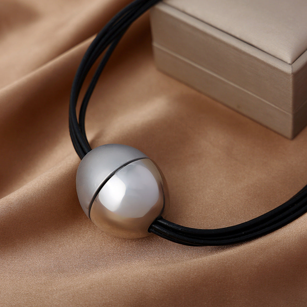 thnic Multi-Layer Clavicle Necklace - MERGE.DAY.1.FREESTYLE