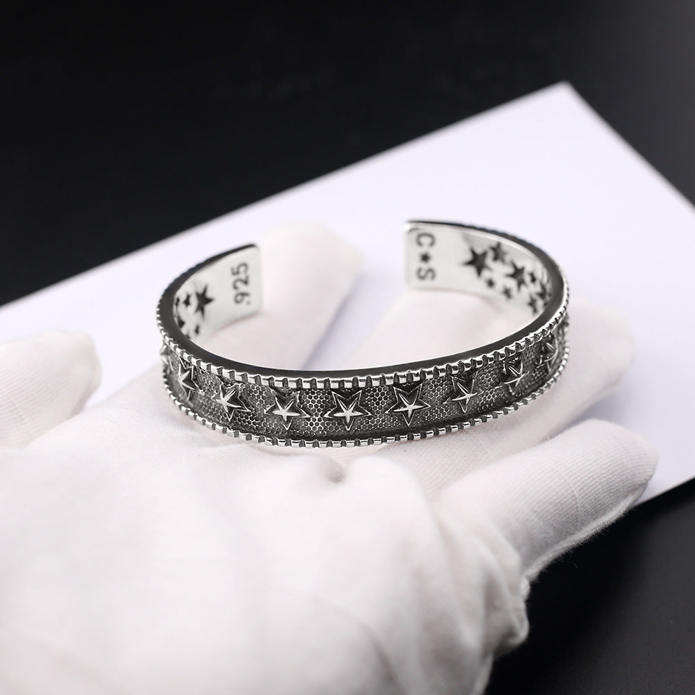 Retro five-pointed star open bracelet - MERGE.DAY.1.FREESTYLE