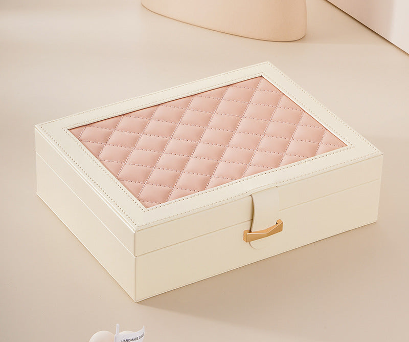 Diamond lattice leather color matching jewelry box - MERGE.DAY.1.FREESTYLE