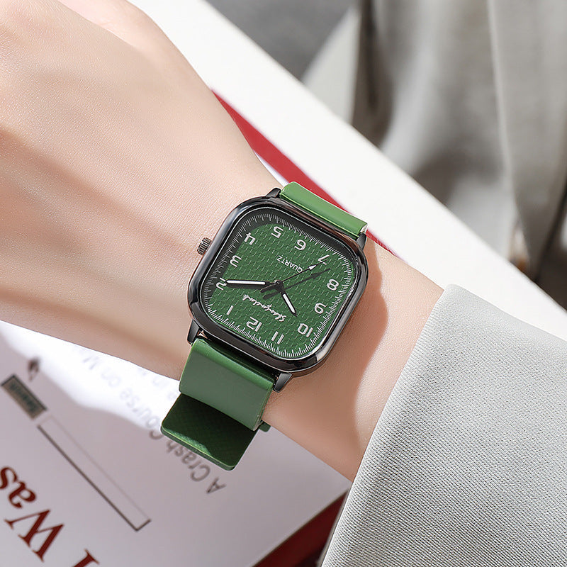 Vintage-style women's quartz watch - MERGE.DAY.1.FREESTYLE