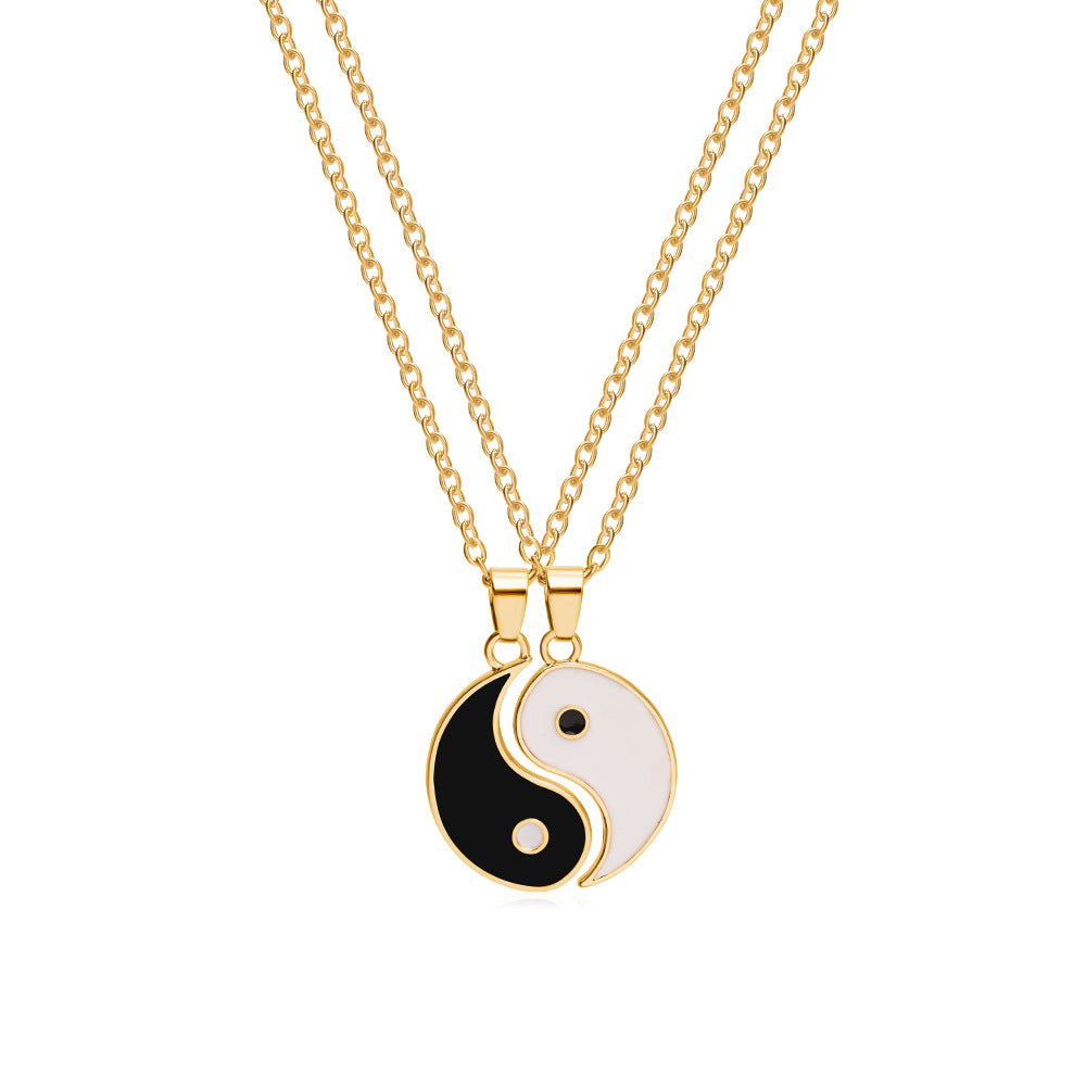 yin yang necklace - MERGE.DAY.1.FREESTYLE