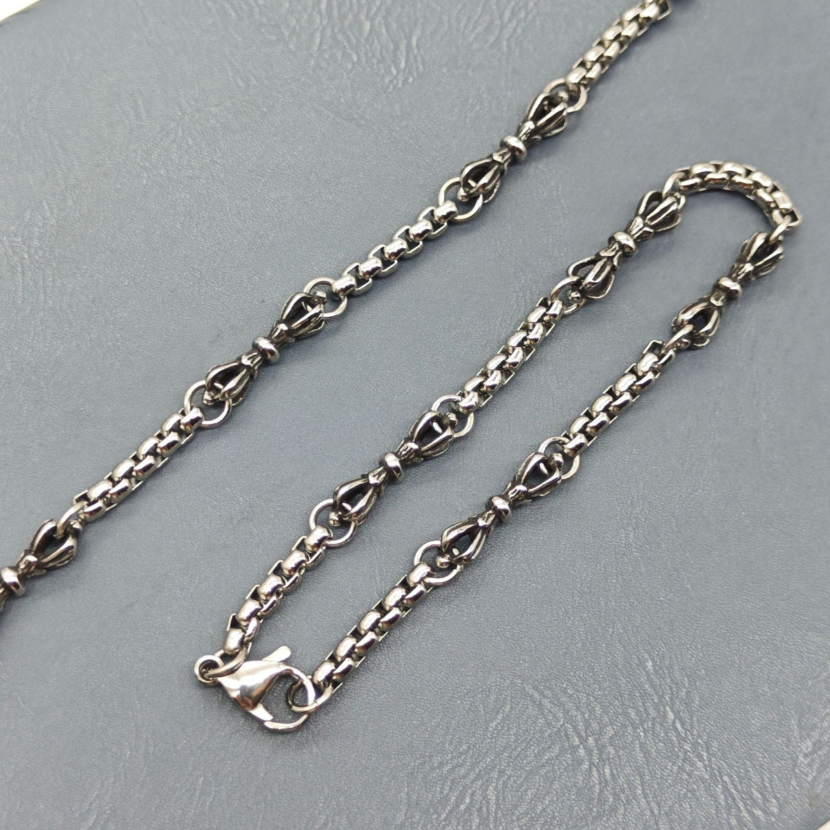 Vajra stainless steel retro simple bracelet - MERGE.DAY.1.FREESTYLE