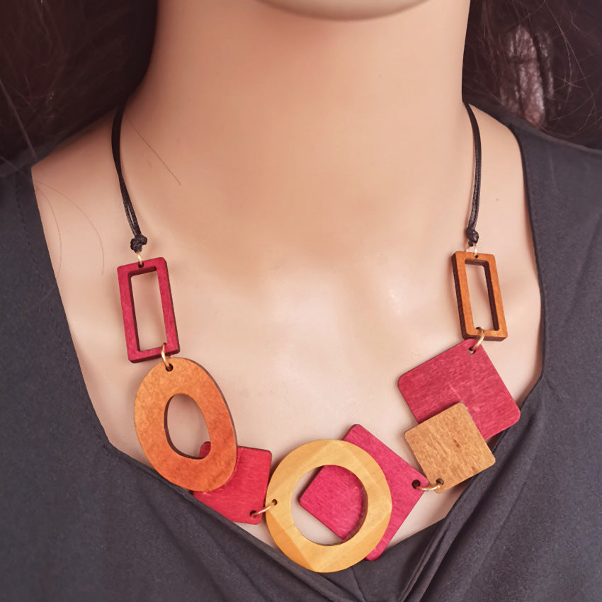 Retro geometric wooden bib necklace - MERGE.DAY.1.FREESTYLE
