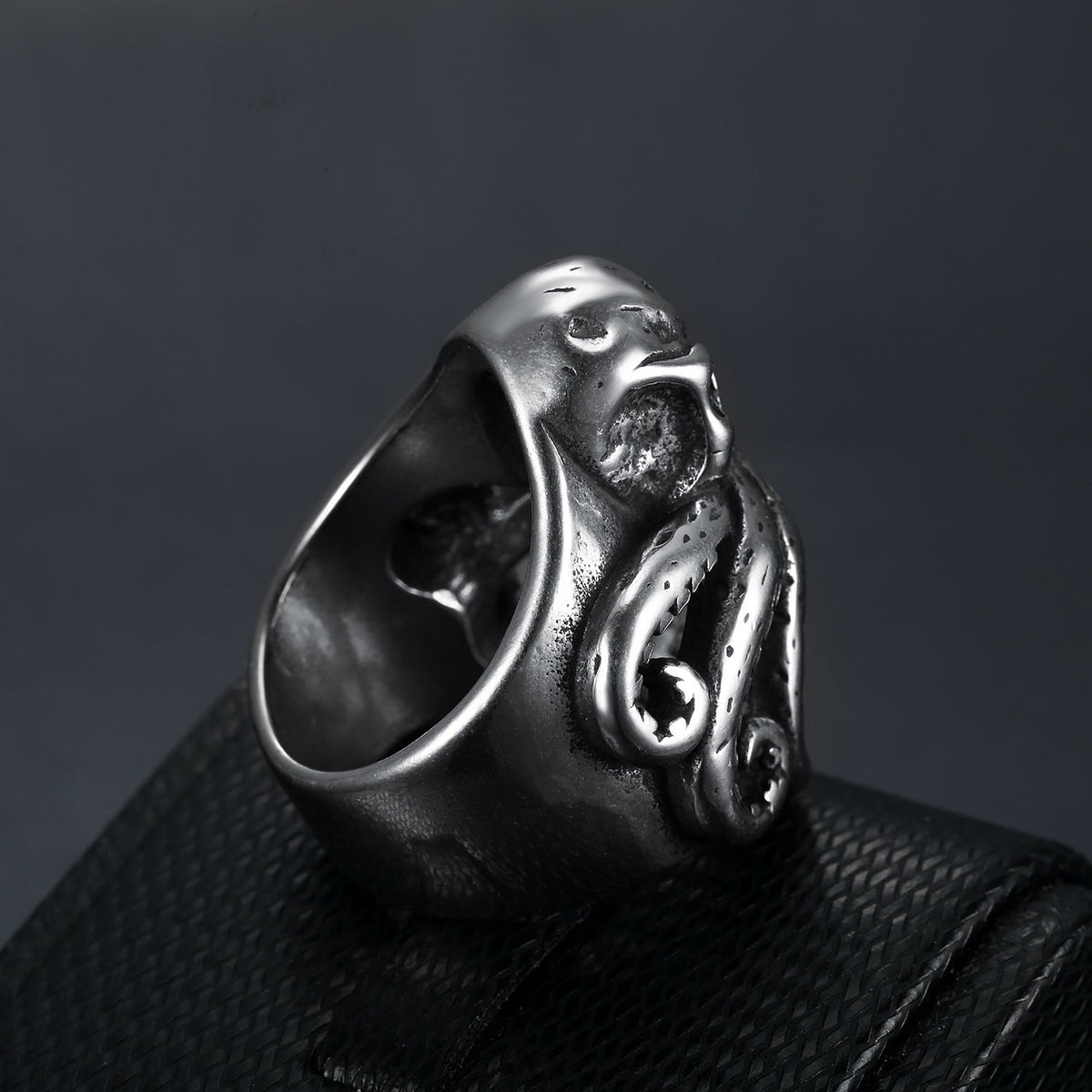 Pirate octopus tentacle punk style ring - MERGE.DAY.1.FREESTYLE