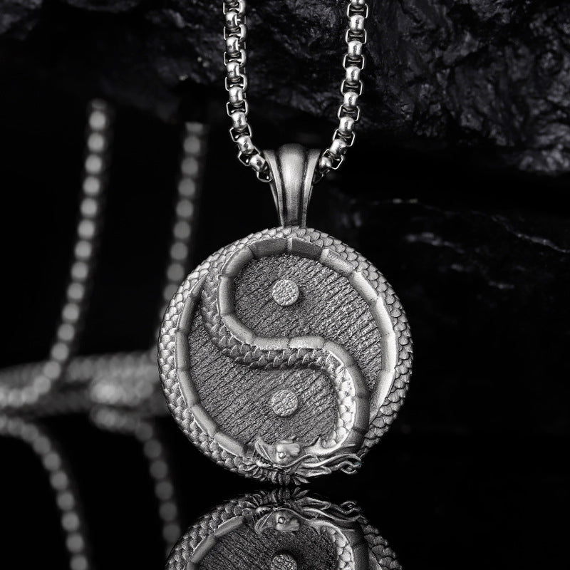 yin & yang necklace - MERGE.DAY.1.FREESTYLE