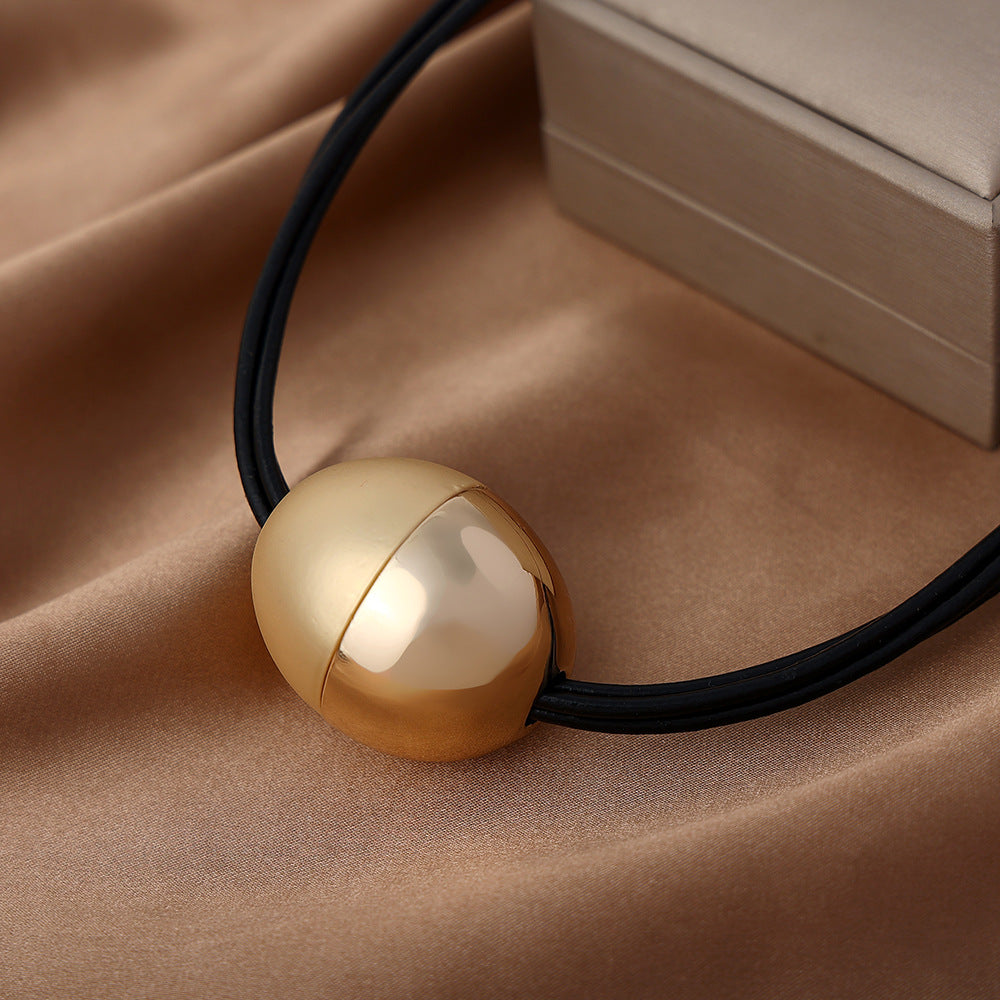 thnic Multi-Layer Clavicle Necklace - MERGE.DAY.1.FREESTYLE