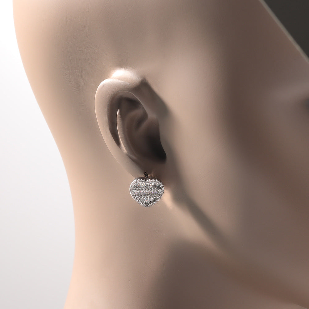 Hip-hop inlaid zircon heart-shaped earrings - MERGE.DAY.1.FREESTYLE