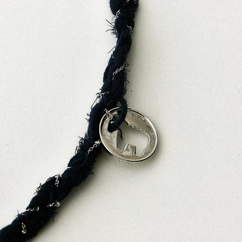 Pony niche personality pendant - MERGE.DAY.1.FREESTYLE