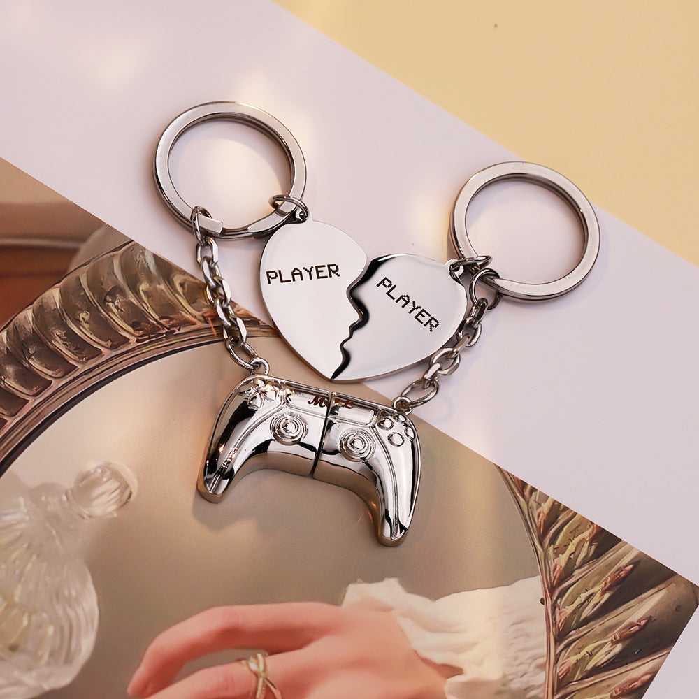 Heart engraved handle keychain Valentine's Day gift - MERGE.DAY.1.FREESTYLE