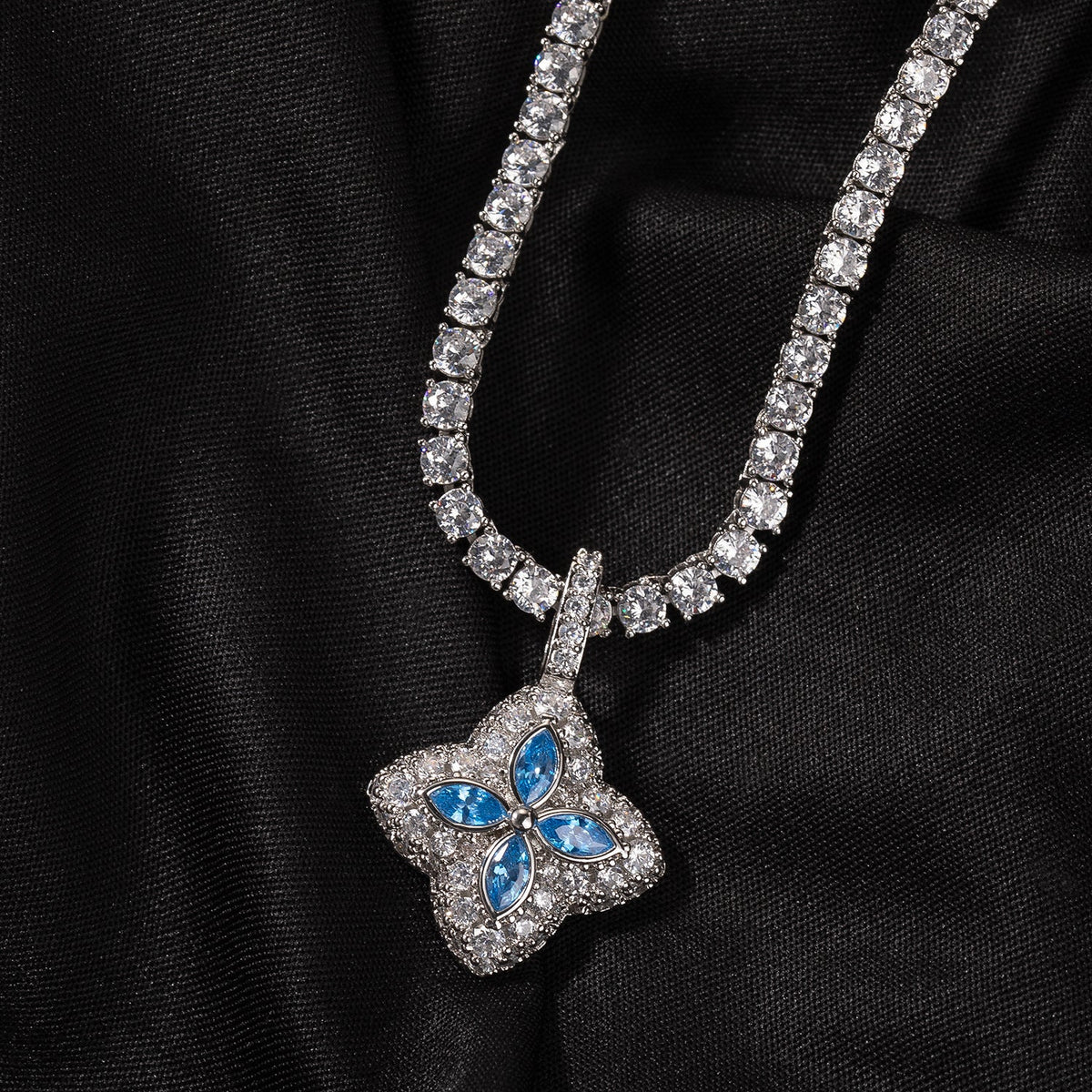 Cubic Zirconia Colorful Four-Leaf Clover Pendant - MERGE.DAY.1.FREESTYLE