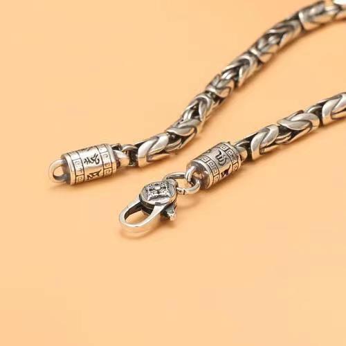 Peace pattern braided bracelet - MERGE.DAY.1.FREESTYLE