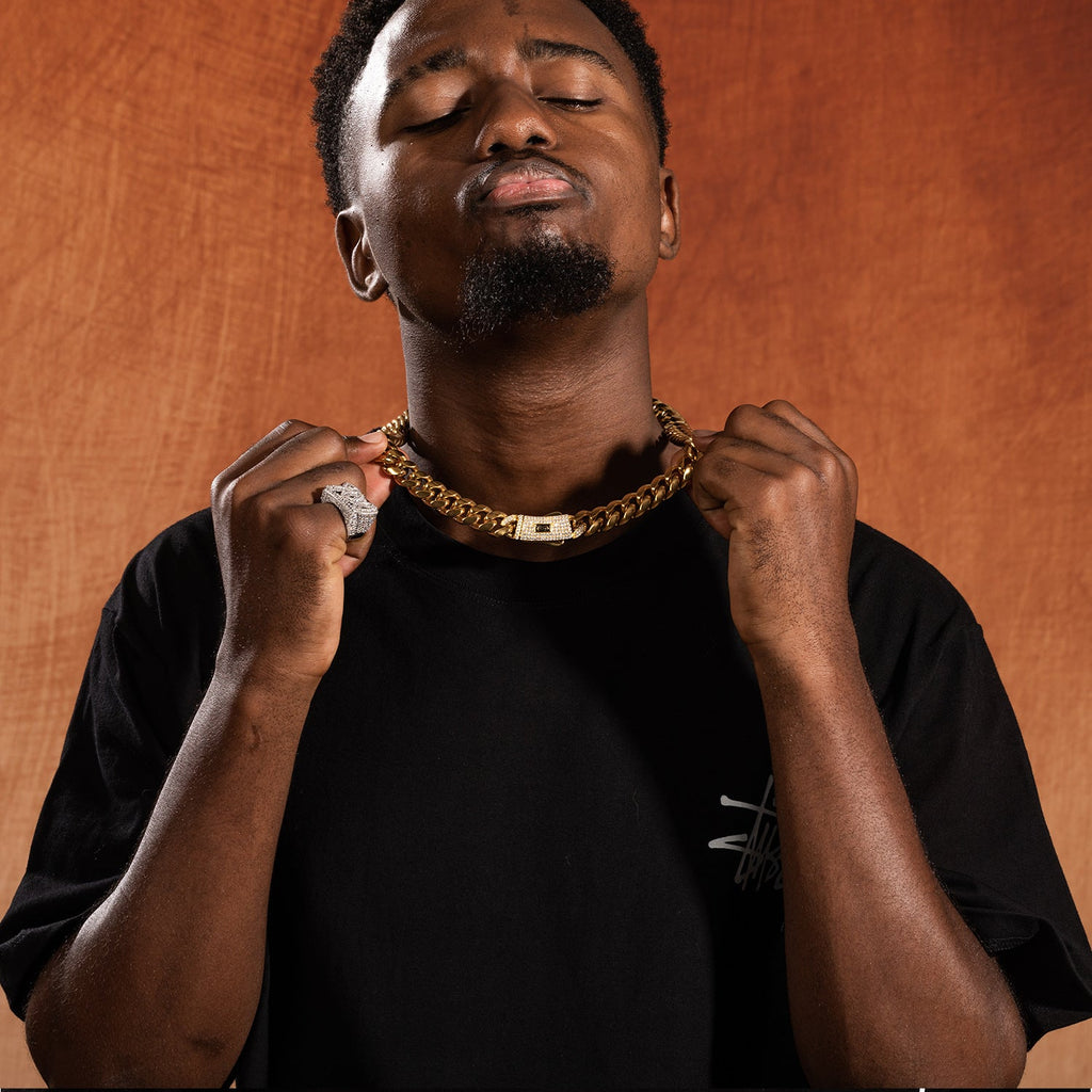 Hip-hop diamond-encrusted clasp smooth Cuban chain - MERGE.DAY.1.FREESTYLE