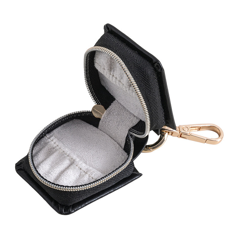Mini pendant jewelry box for travel - MERGE.DAY.1.FREESTYLE