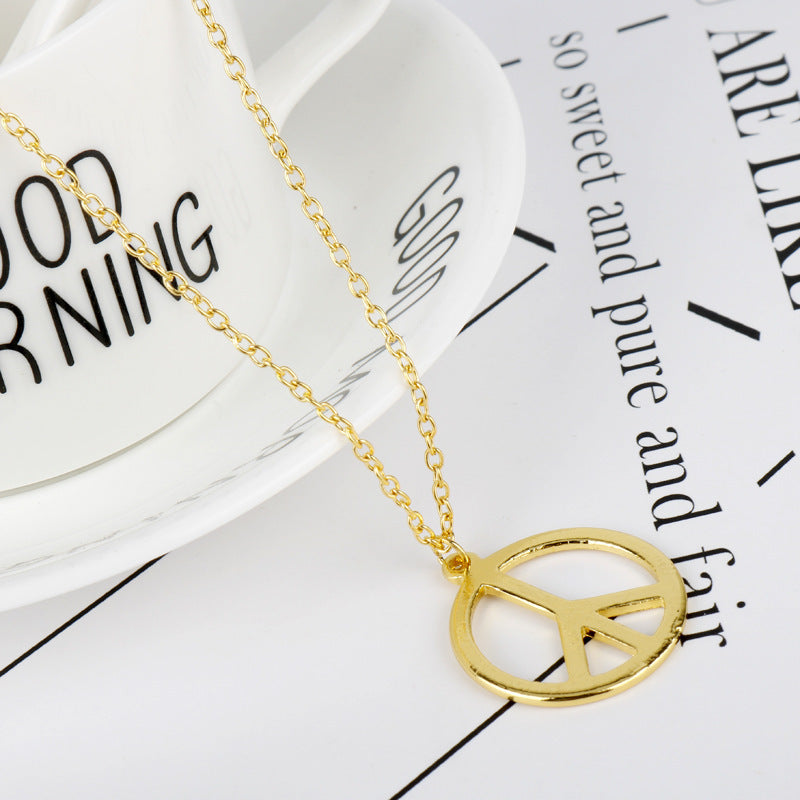 peace sign necklace - MERGE.DAY.1.FREESTYLE