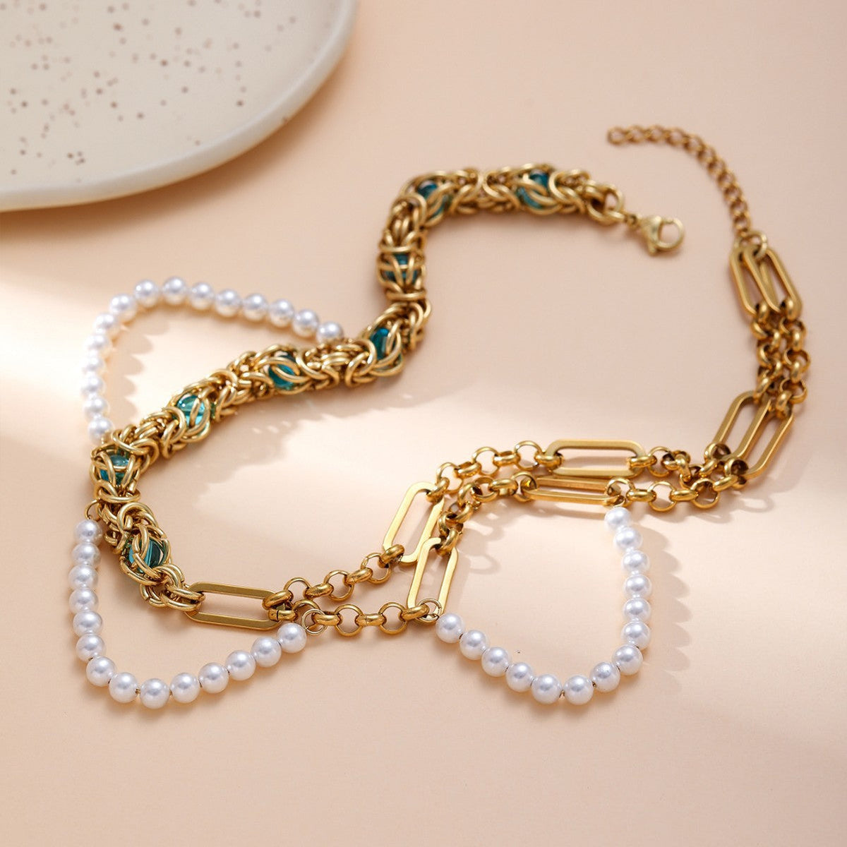Double-layer pearl gold necklace - MERGE.DAY.1.FREESTYLE
