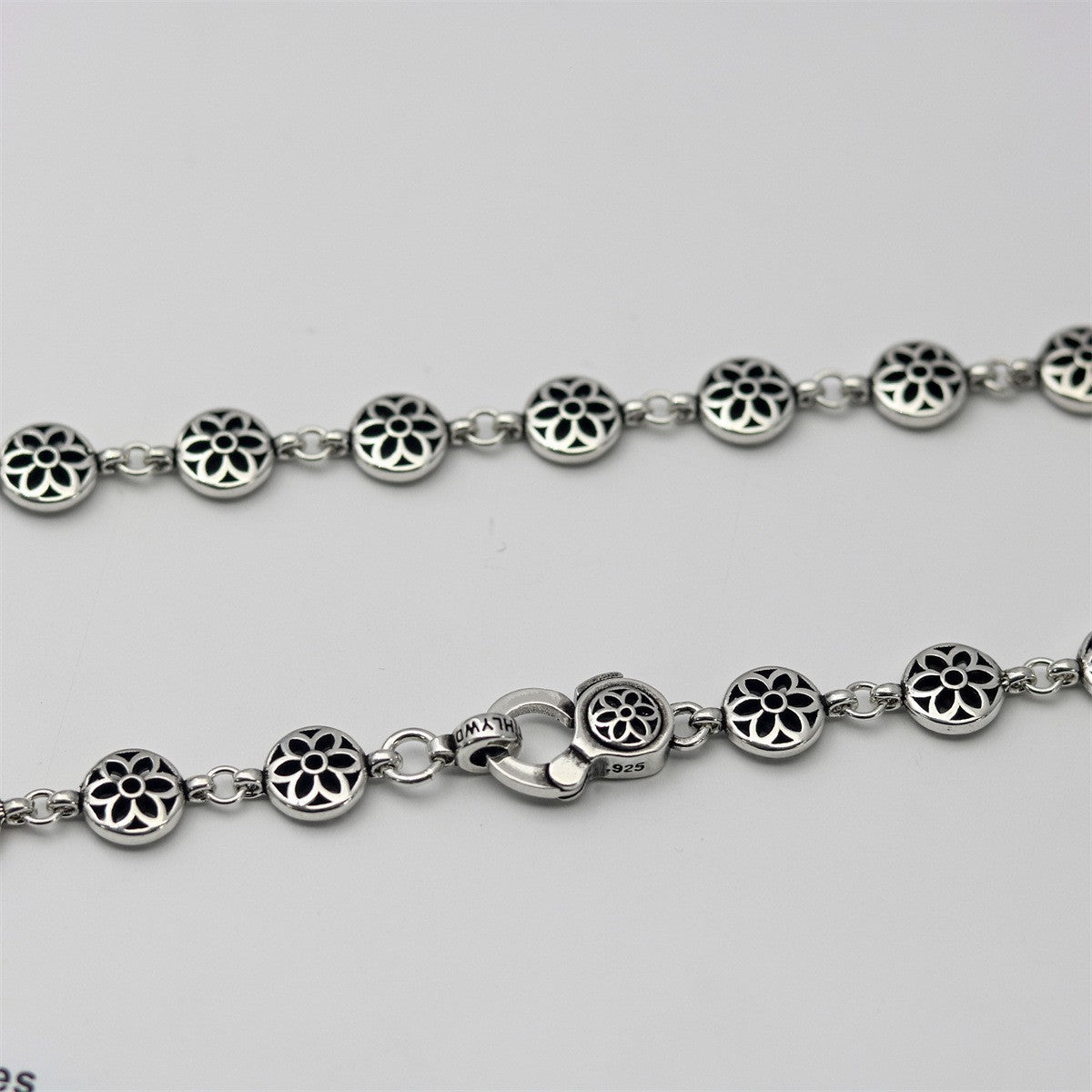 good art cherry blossom necklace - MERGE.DAY.1.FREESTYLE