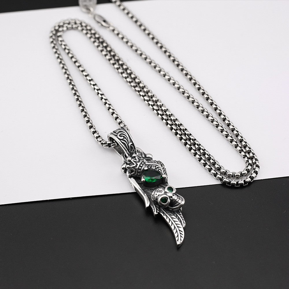 Vintage feather crown skull necklace - MERGE.DAY.1.FREESTYLE