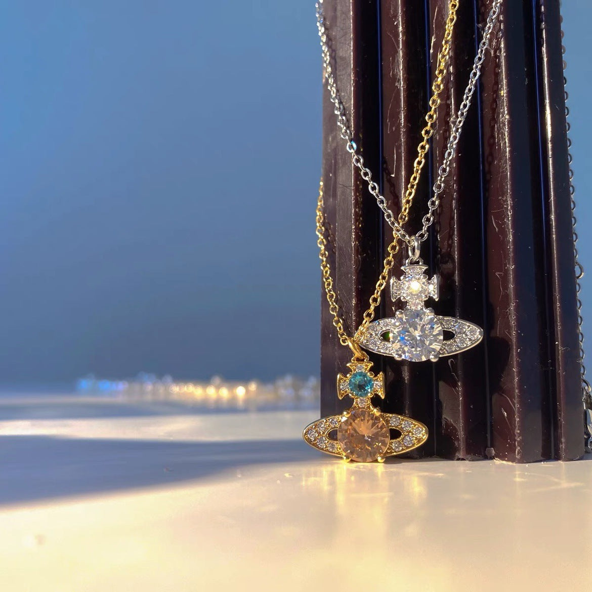 Saturn full diamond necklace clavicle chain - MERGE.DAY.1.FREESTYLE