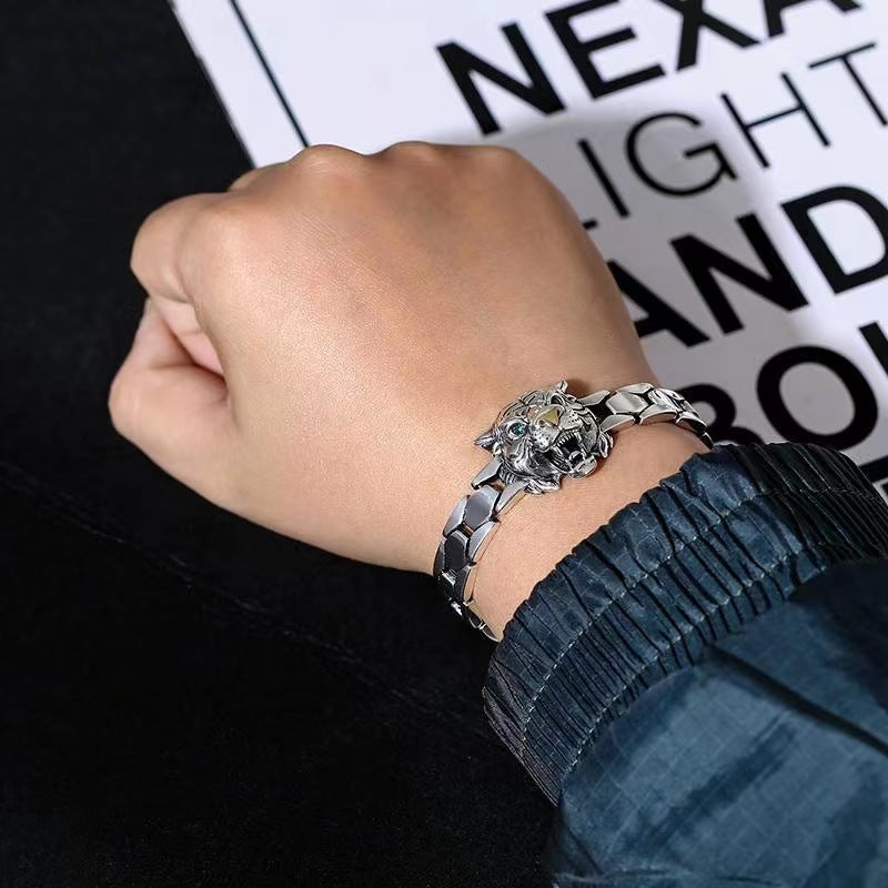 Tiger head domineering bracelet - MERGE.DAY.1.FREESTYLE