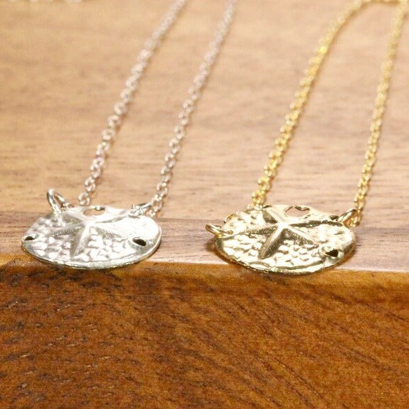 sand dollar necklace - MERGE.DAY.1.FREESTYLE