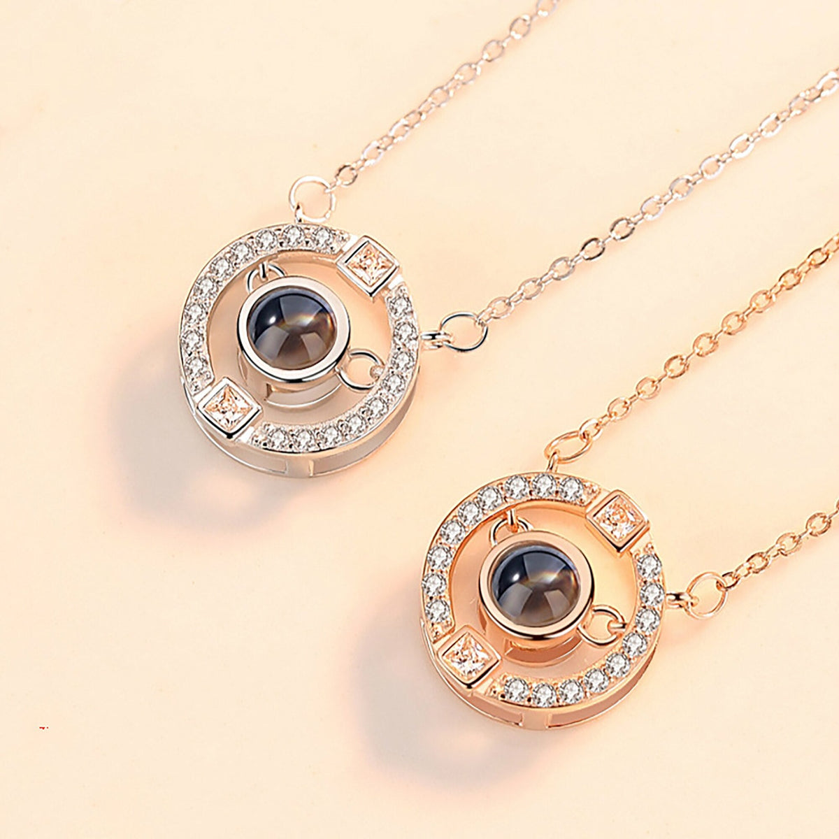 Customizable photo circle Projection Necklace Creative Pendant is a Commemorative Gift - MERGE.DAY.1.FREESTYLE