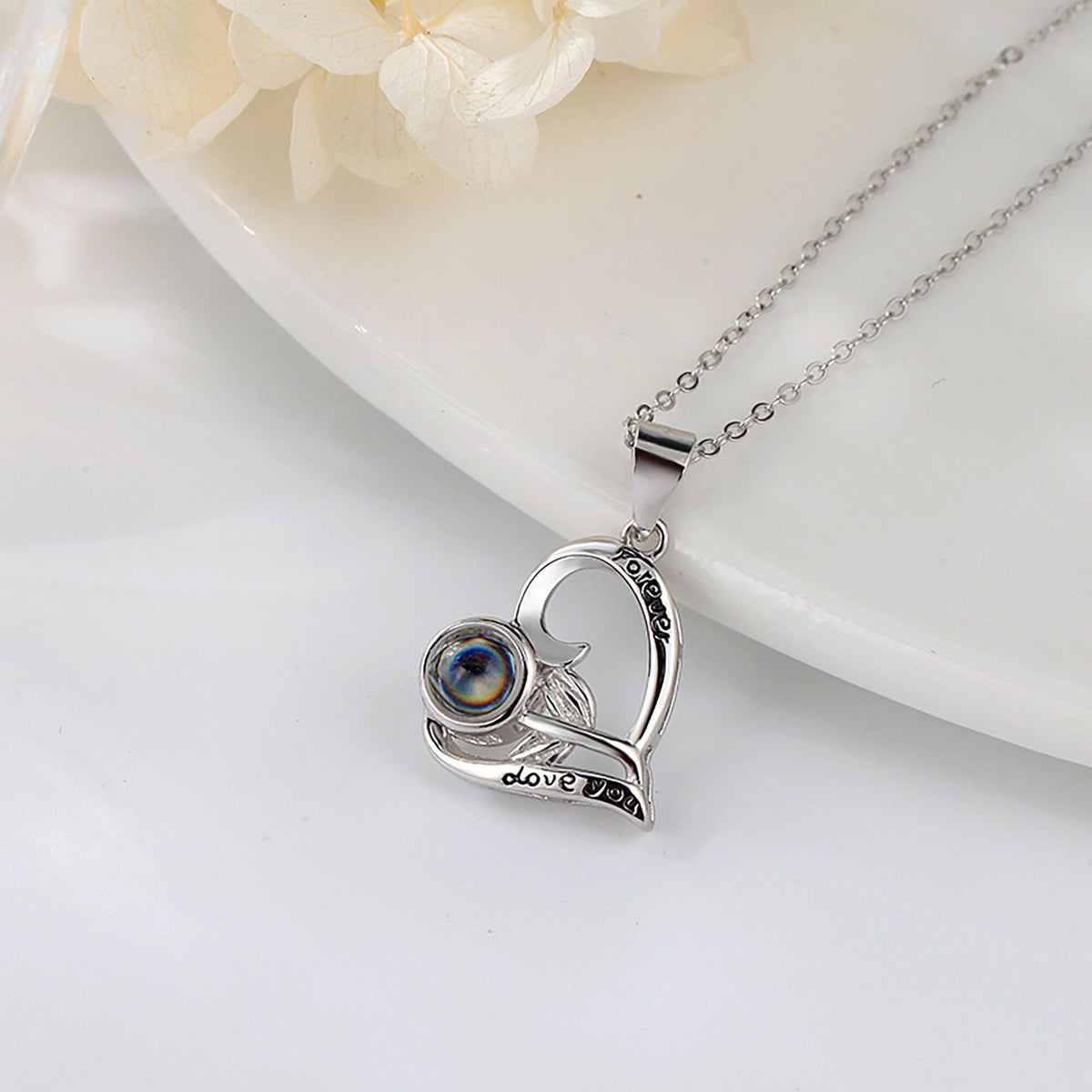 Flowers that can be customized for photos Projection Necklace Pendant Jewelry - MERGE.DAY.1.FREESTYLE