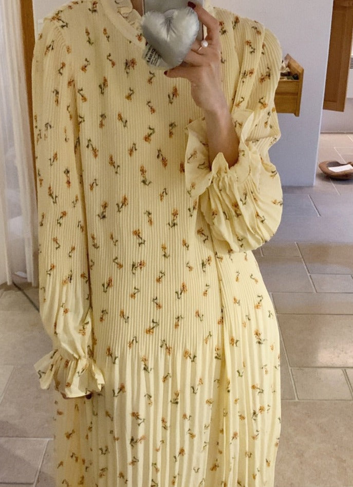 Spring Summer Flare Sleeve Loose Female Pleated Dress vestidos - MERGE.DAY.1.FREESTYLE