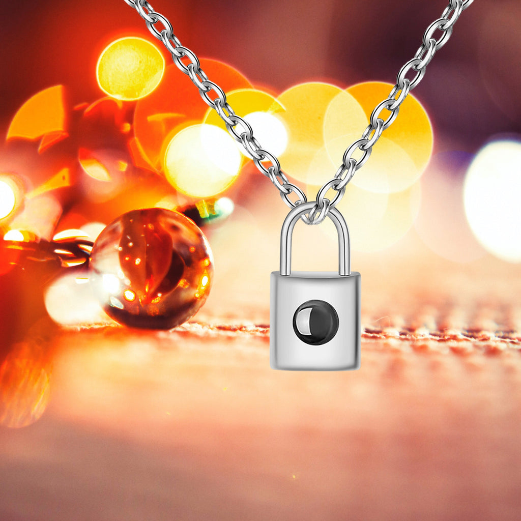 Customized photo key lock Projection Photo Necklace Personality Creative Pendant - MERGE.DAY.1.FREESTYLE