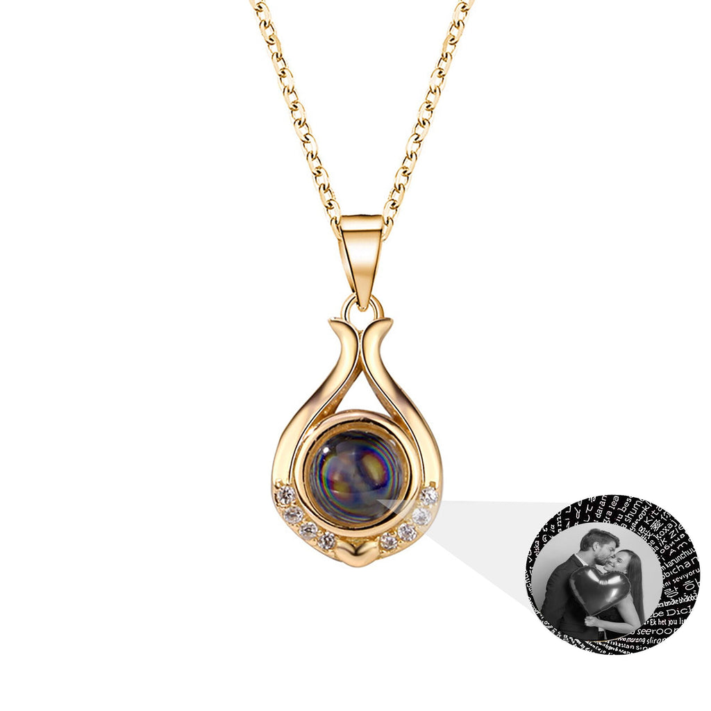 Valentine's Day Gift Photo Custom Simple flower Shaped Projection Necklace - MERGE.DAY.1.FREESTYLE