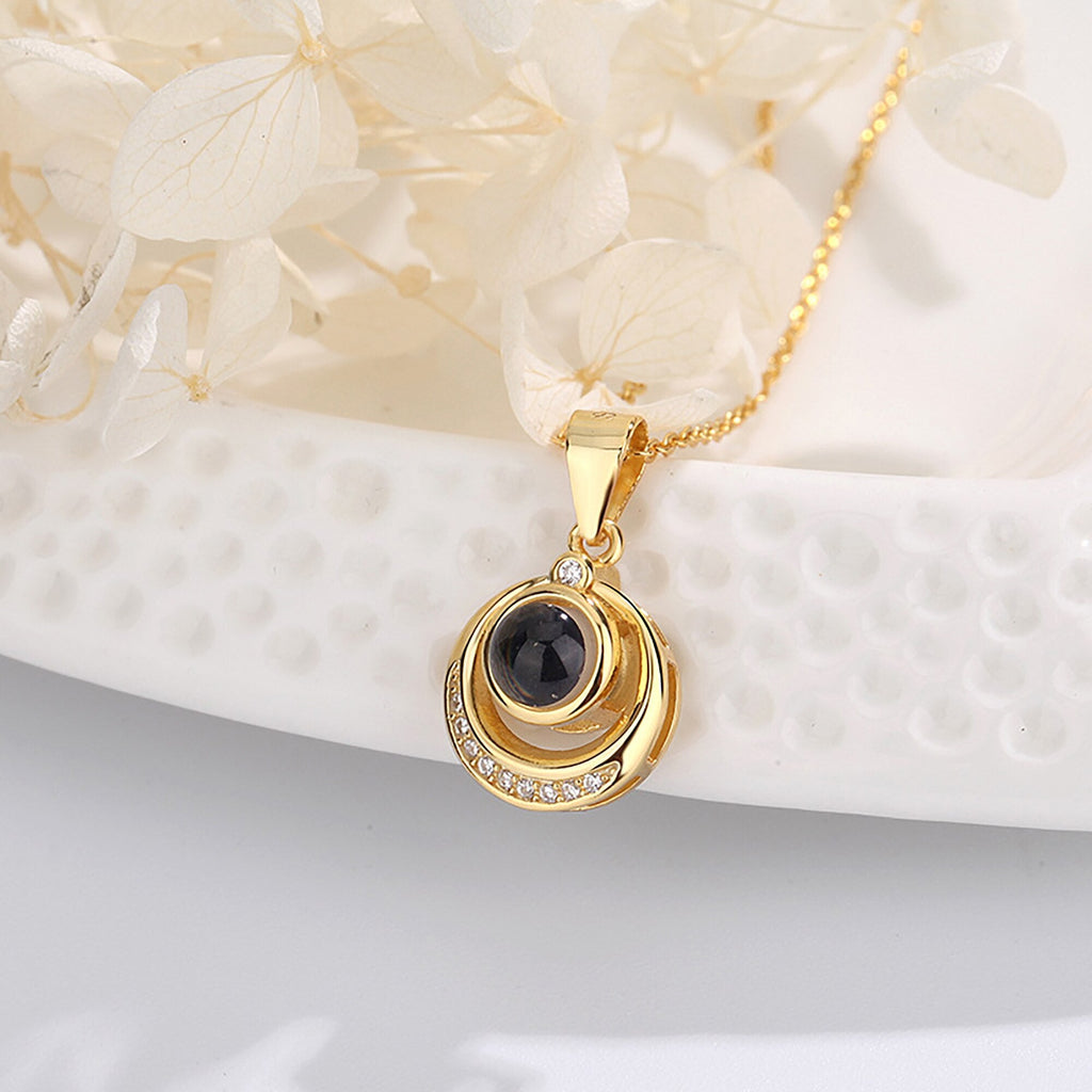 Customized photo projection necklace Creative Pendant is a Commemorative Gift - MERGE.DAY.1.FREESTYLE