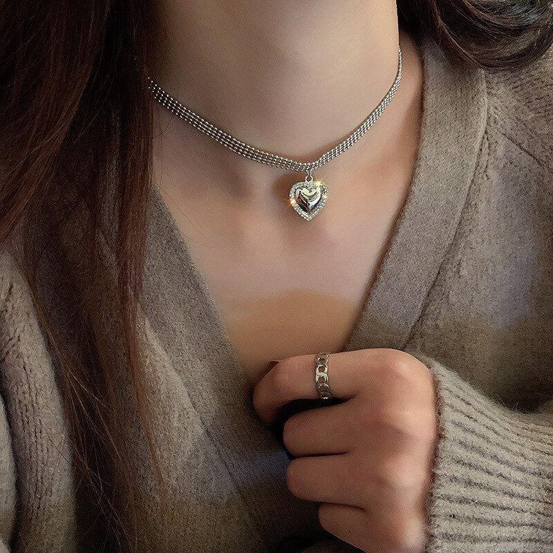 Metal Love Heart Cupid Pendants Female Clavicle Chain Light Luxury Niche Design Necklace - MERGE.DAY.1.FREESTYLE