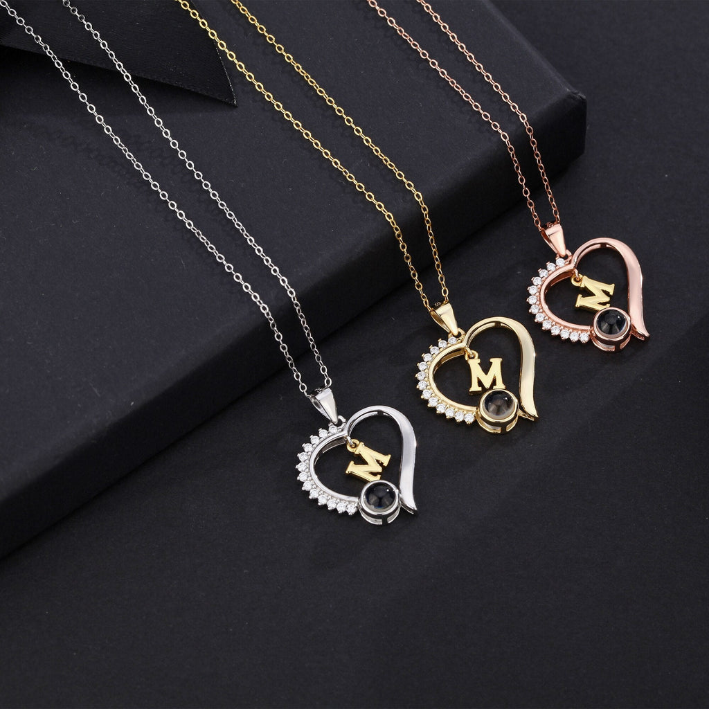 letter necklace Simple Heart Shaped Photo Custom Projection Necklace - MERGE.DAY.1.FREESTYLE