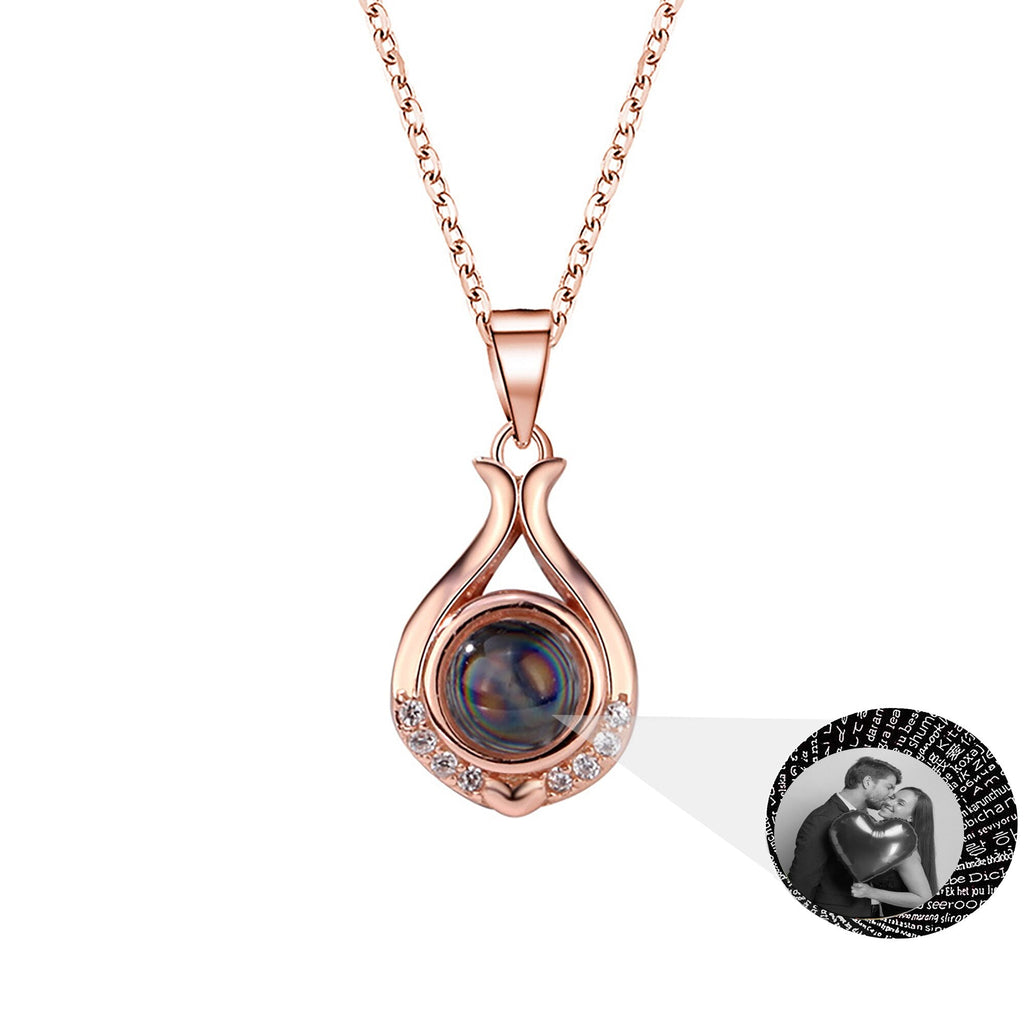 Valentine's Day Gift Photo Custom Simple flower Shaped Projection Necklace - MERGE.DAY.1.FREESTYLE