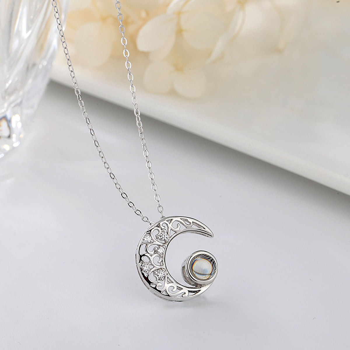 Custom Projection Photo Necklace Trendy Star Moon Necklace for Women Fashion Jewelry - MERGE.DAY.1.FREESTYLE